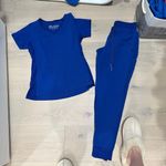 Krass&co Olive and  Scrubs Photo 0