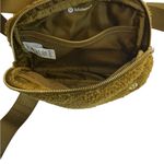 Lululemon Everywhere Belt Bag
Fleece Photo 12