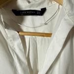 ZARA  Woman - Asymmetrical Shirt Dress - Women's XS White Long Sleeve, Draped Hem Photo 2