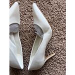 Charles and Keith  Ivory Cream Classic Neutral Leather Heels Womens 38 US Womens 8 Photo 7