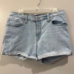 Levi's Mid Length Shorts Photo 0
