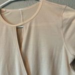 Lululemon - Round Trip Short Sleeve Heathered Nudie Wrap Lightweight Photo 8