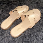 Amazon Women’s nude/beige sandals dressy for summer comfy size 7 Photo 0
