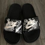 Nike Women Slides Photo 0