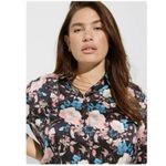 Torrid  Madison Floral‎ Satin Button Up Long Sleeve Shirt Size 4X Photo 2