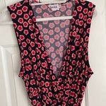 Leota ‎ Sleeveless V Neck Romper Tie Waist Navy Floral 2L (2X) Photo 2