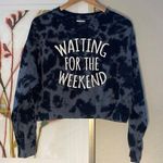 Freeze Blue Crop Sweatshirt Waiting for the Weekend Graphic Loungewear Y2K Size L Photo 0