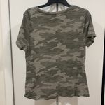 Universal Threads Camouflage twist tee shirt Photo 5