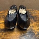 Stuart Weitzman Pointed Toe Low Heel Pumps Black Leather with Bow Accent size 8 Photo 2