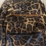 Leopard print backpack/purse
Brand new no tags‎ Photo 2