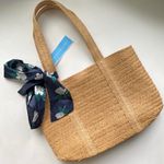 Draper James NWT  Everyday floral scarf straw tote bag Photo 4