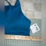 Lululemon NWT  Energy High Neck Long Line Bra *Zip 
size 8 Photo 3