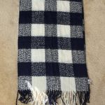 Loft Acrylic Navy Blue White Buffalo Plaid Blanket Scarf Photo 1