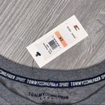 Tommy Hilfiger Nwt  oversized logo pull over sweater Grey 2x shirt sport sweater Photo 3