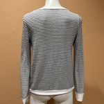 Honey Punch  black and white striped sweatshirt stop Photo 3