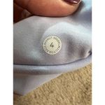 Lululemon Women's Sports Bra 4 Light Blue Yoga Training Everyday Wear Photo 3