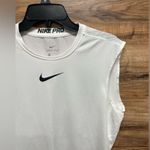 Nike  pro medium white top Photo 2