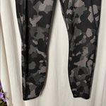 Athleta  Women's Lightning Camo 7/8 Tight Size Medium Photo 4
