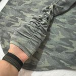 Chaser SMALL Camouflage Crewneck Elastic Scrunch Long Sleeve Pullover Tee Top Photo 9
