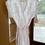 Intimo Donatella Baby Pink Light Weight Robe Size Medium Photo 0