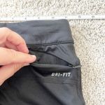 Nike Dri-Fit Running Capri Pant Womens Sz XS Black Epic Lux Tight Running Photo 10