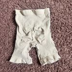 SKIMS Everyday Sculpt Shorts Mid Thigh Underwear Shapewear Size Small Beige NEW Photo 2