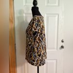 Liz Claiborne  Brown Short Sleeve Fitted Blouse size Small NWT Photo 2