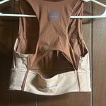 Lulu lemon hike to swim Photo 1