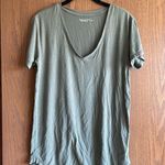 Abercrombie & Fitch Abercrombie V-Neck Drapey Legging Tee Photo 1