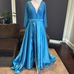 Women’s FullLength Blue Formal Prom Party Dress LegSlit Long Sleeve Size 8 NWOT Photo 2