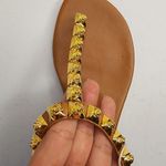 Stuart Weitzman Stuart Weiztman Brown Leather Gold Rose Appliqué Thong Sandals Flats Size 36 Photo 1