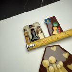 Various Figures Signed People Pins By Lucinda Brooch Pin Lot Of 3 Photo 2