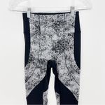 Lululemon  Sweat & Repeat Tight in Serigraph Starlight Black Multi Size 4 Photo 4