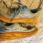 Hoka Clifton 8 Photo 1