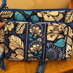 Vera Bradley  Crossbody Photo 2