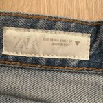 ZARA Classic Light Blue Wide-Leg High Waisted Jeans Women’s Size 6 28” Waist Photo 5