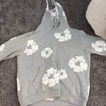 Men’s medium denim tears hoodie Photo 1