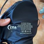 Zyia NWOT  Active Neon Yellow Metallic Light n Tight Adjustable Strap Bra Large Photo 5