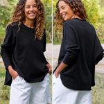 Frank & Eileen  Anna Long Sleeve Capelet Black Pullover Triple Fleece Size Medium Photo 1