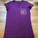 Harry Potter tee shirt in size small maroon purple‎ Hogwarts Platform 9 3/4 Purple Photo 0
