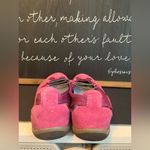 Lands' End  pink suede slip on size 8.5‎ Photo 9