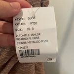 After Six Ruffle Edge One Photo 7