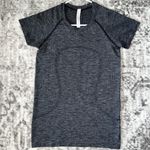 Lululemon Swiftly Tech Short Sleeve Crew Black / Anchor Photo 4