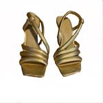 MERCEDES CASTILLO GOLD LEATHER STRAPPY SLING BACK SANDAL HEELS (40/10) Photo 5