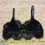Lingerie bra in size small Black Photo 4
