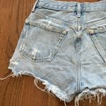 Gold Hinge AGOLDE Parker Distressed Denim Shorts size 23 Photo 2