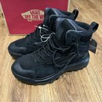 Vans Mte™ Crestline Waterproof Insulated black lace up ankle boots shoes 8.5 new Photo 1