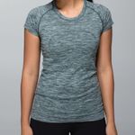 Lululemon Run: Swiftly Tech Short Sleeve Crew
Space Dye Heathered Fuel Green Photo 0
