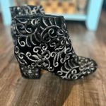 ALDO Sequin Gold Silver Brocade Heeled Ankle Booties Size 8.5 Photo 5