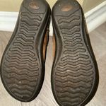 UGG  Women cold‎ weather slip one, size 7 Photo 3